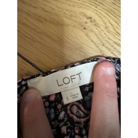 LOFT Women Sleeveless Blouse Size Small Paisley Ruffles Lightweight Beach Summer - Picture 3 of 8